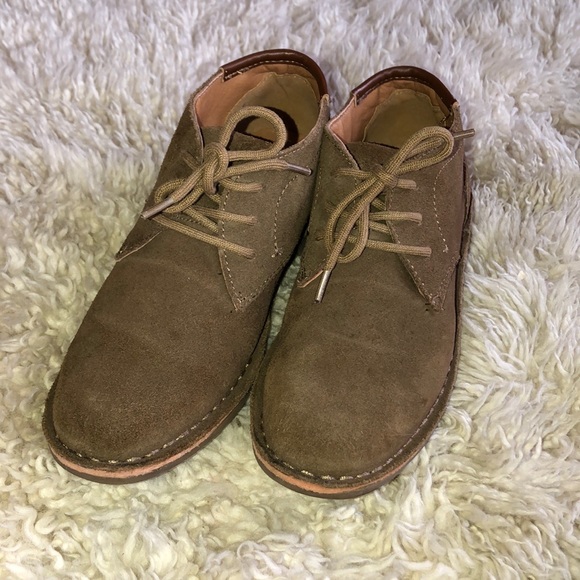 boys suede shoes
